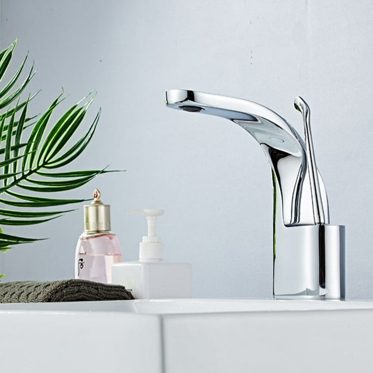 Jordy - Modern Bathroom Faucet