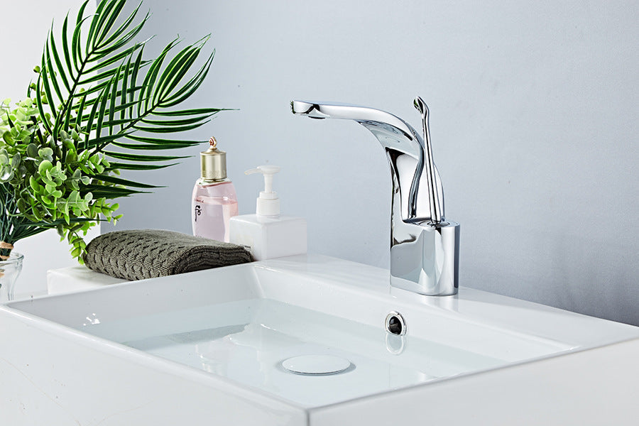 Jordy - Modern Bathroom Faucet