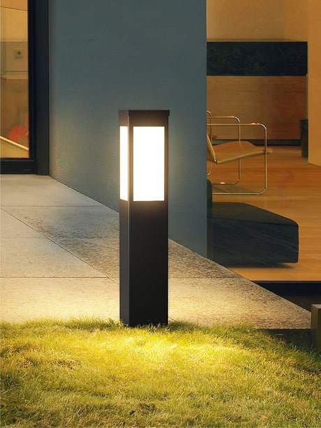 Kuzco Bollard Garden Light