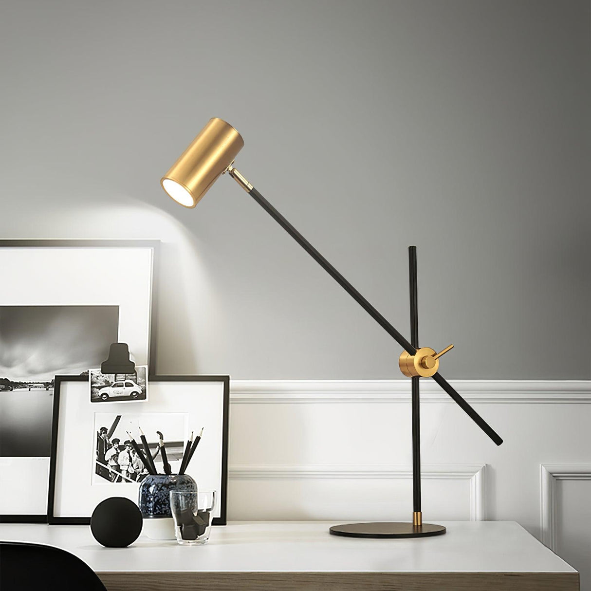 Lektor Table Lamp