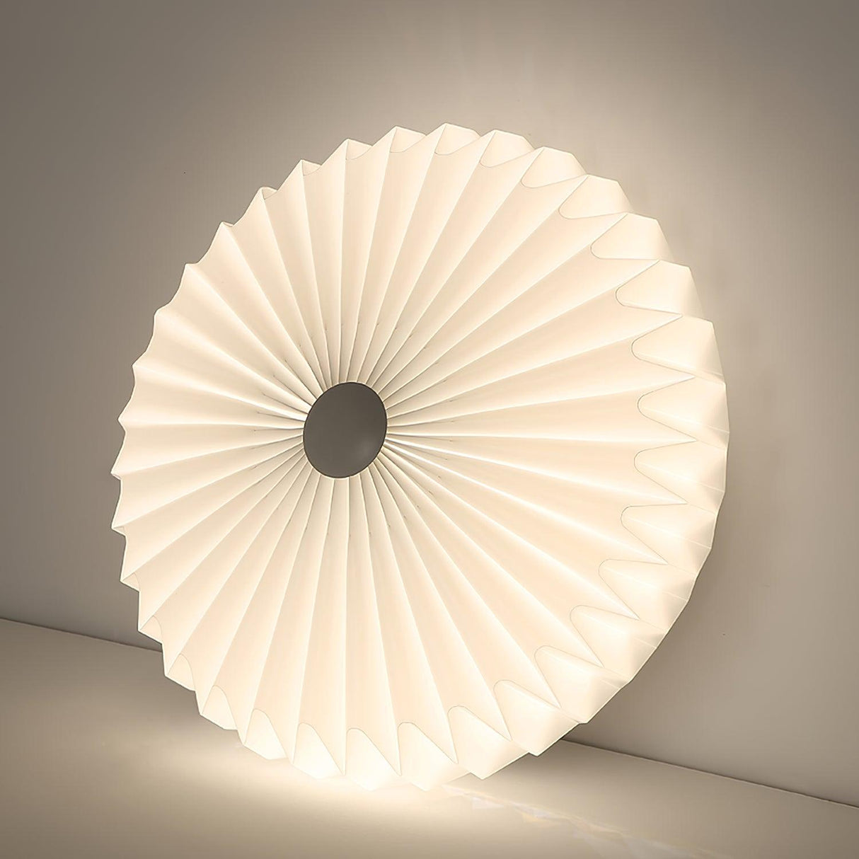 Linn Ceiling Lamp