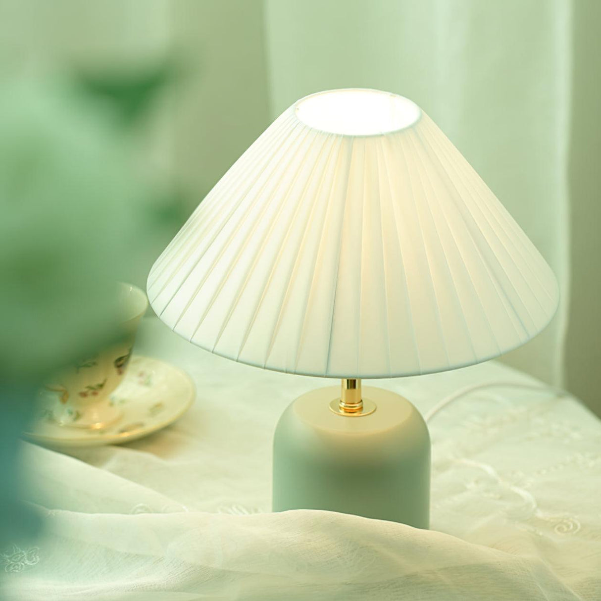 Lunitidal Table Lamp