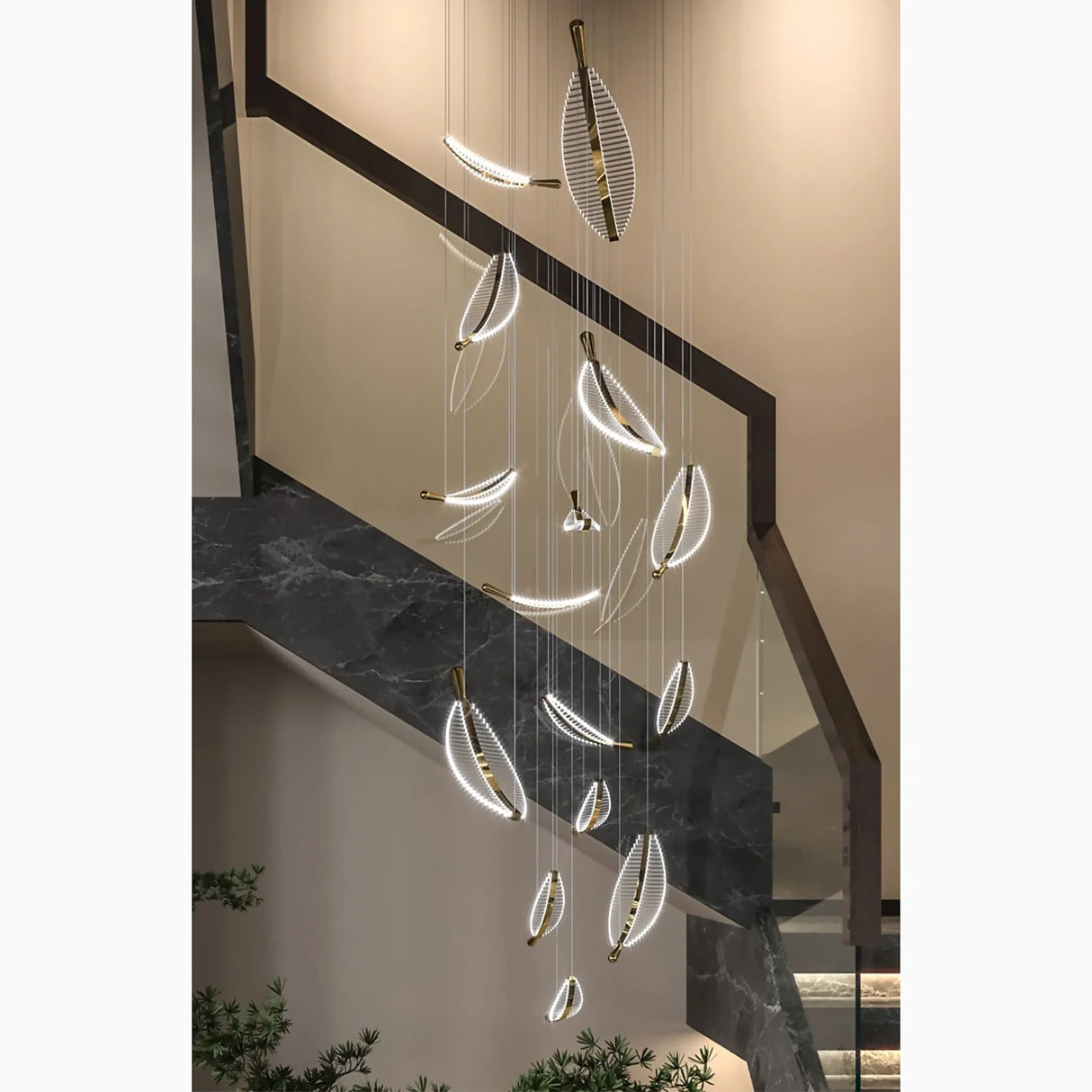 Cagnes-sur-Mer | Crystal Gold Feathers Chandelier