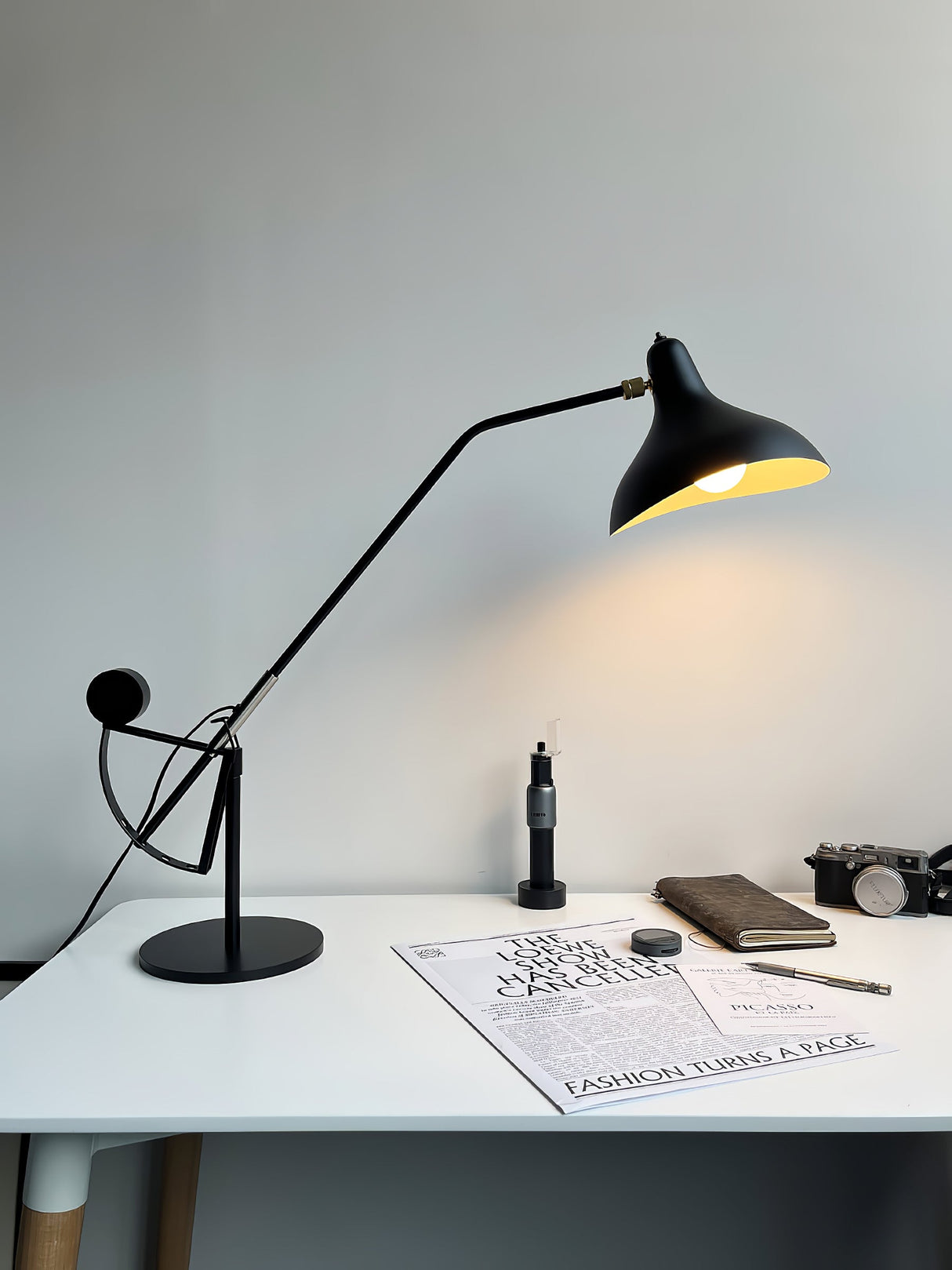 Mantis Arm Table Lamp