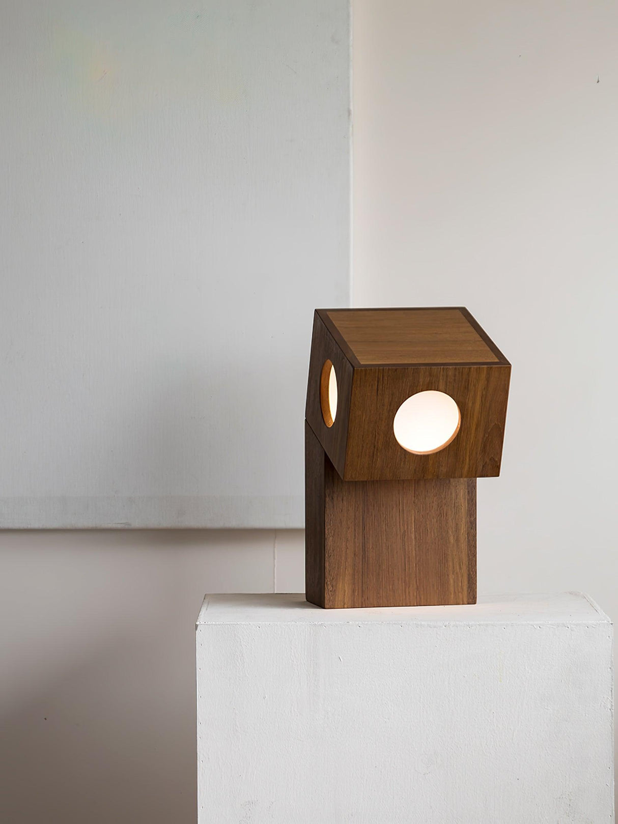 Robort Table Lamp