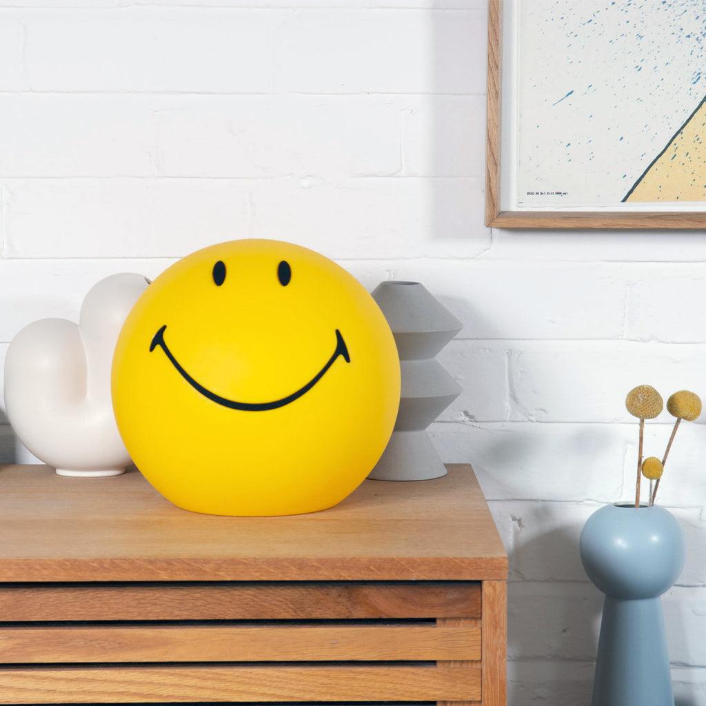 Smiling Rechargeable Built-in Battery Table Lamp