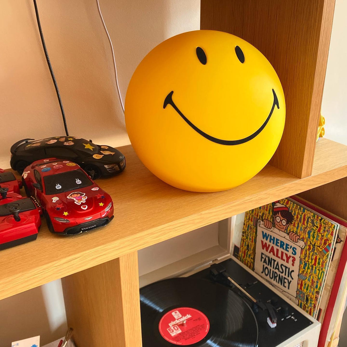 Smiling Table Lamp