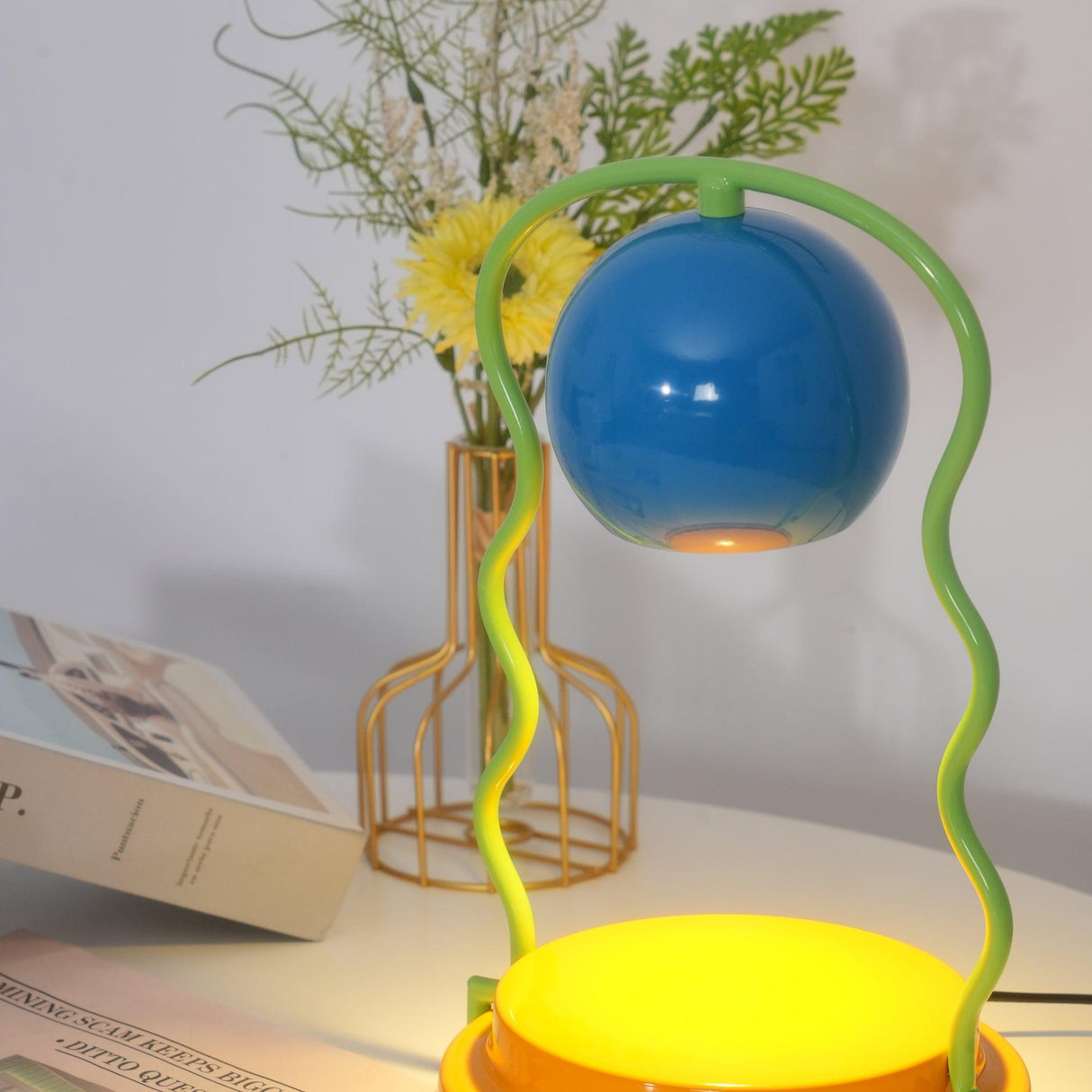 Squiggle Bright Table Lamp