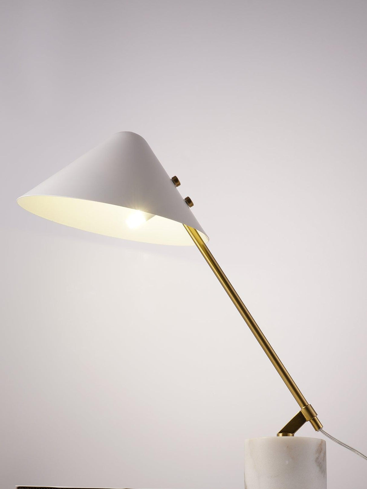 Small Hat Table Lamp