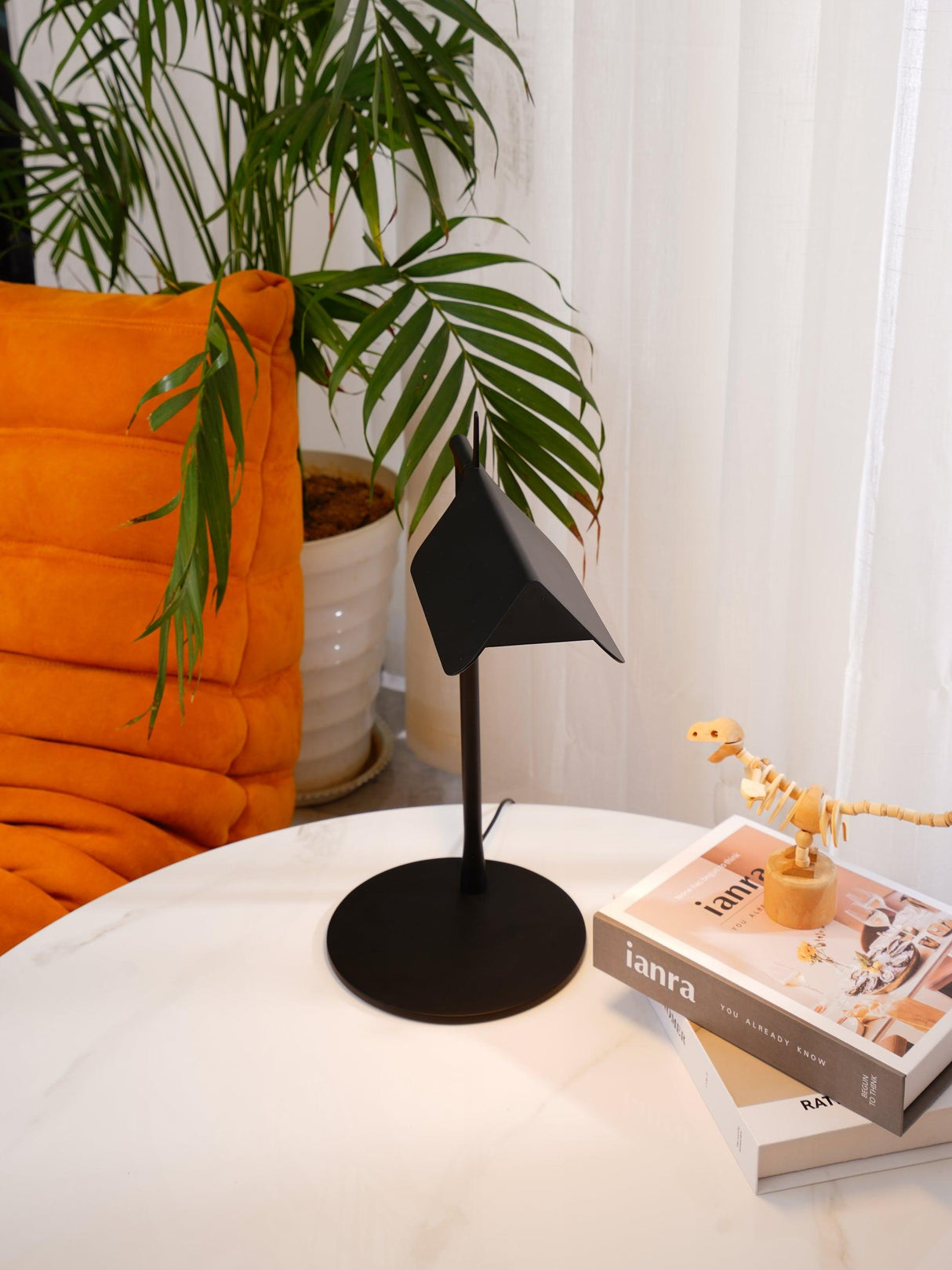 Pivot Ease Table Lamp