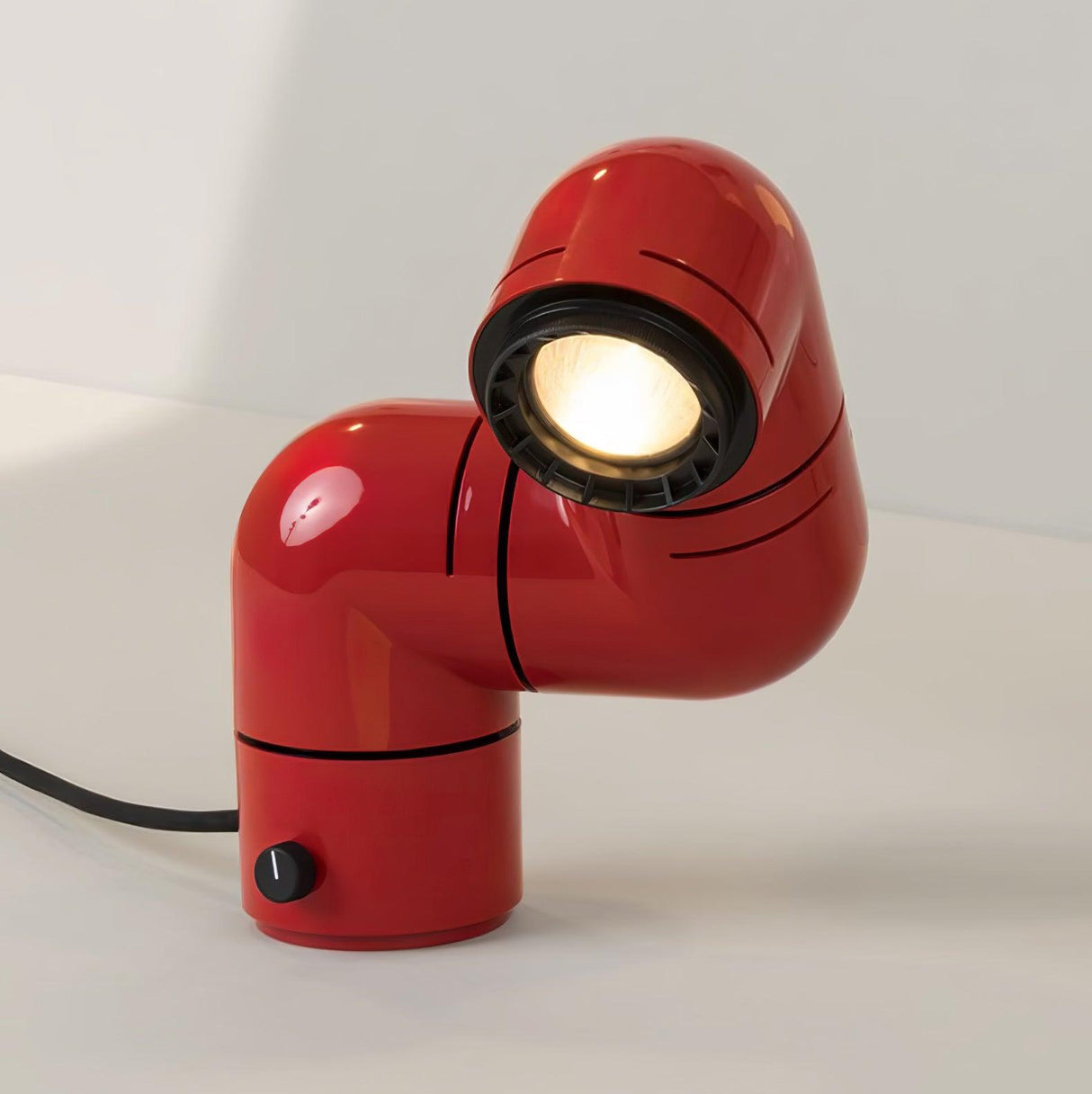 Tatu Table Lamp