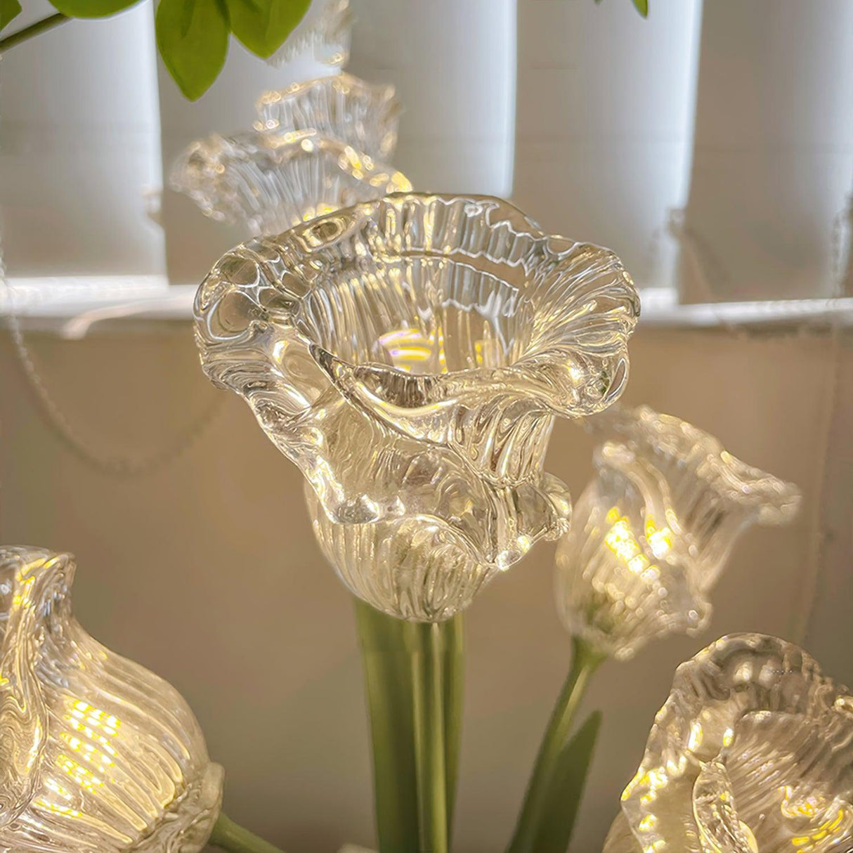 Tulip Crystal Table Lamp