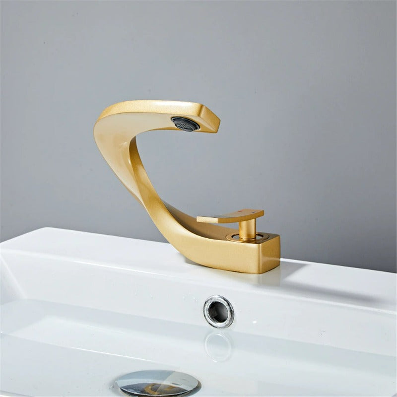 Victor - Curved Bathroom Faucet