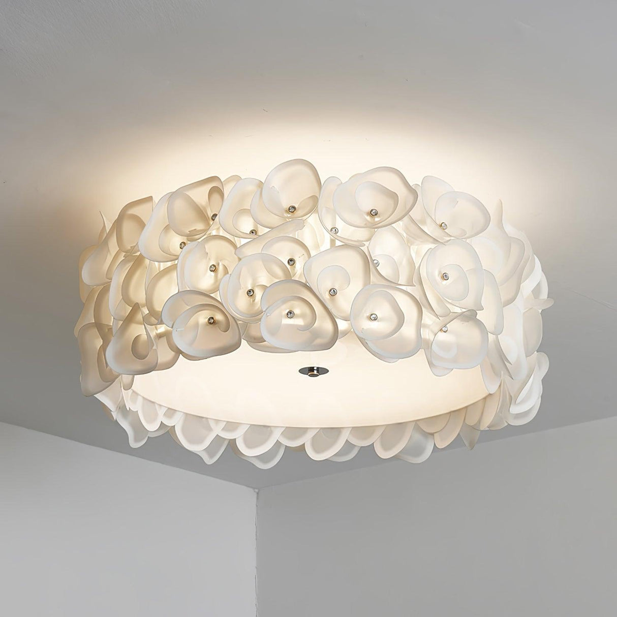 White Flower Ceiling Lamp