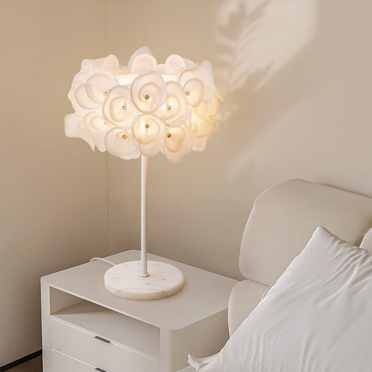 White Flower Table Lamp