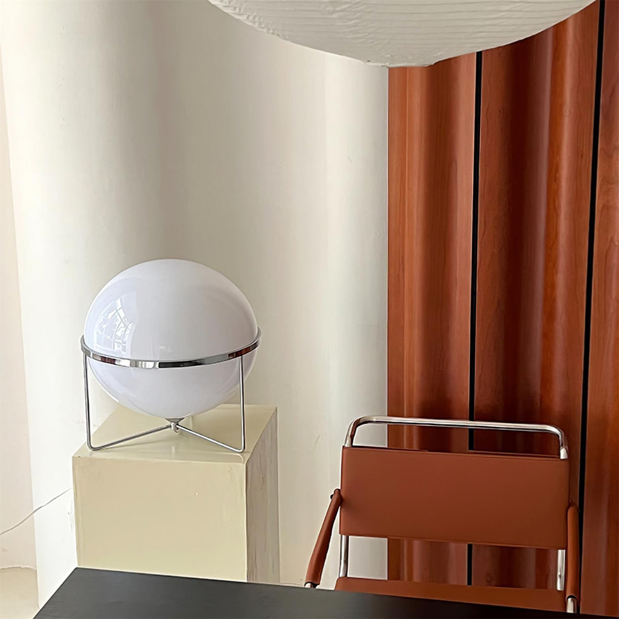 Yolk Table Lamp