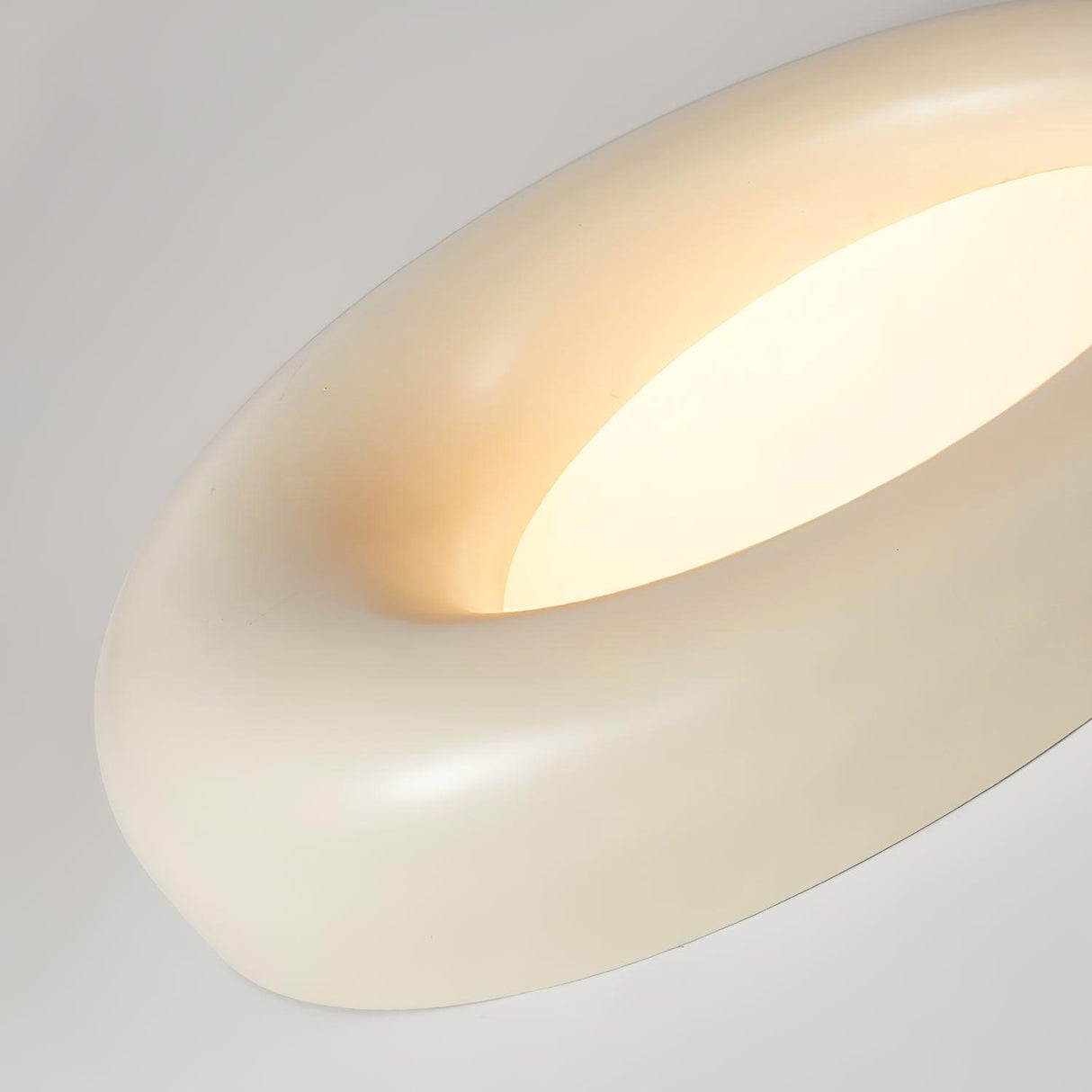 Zero Round Ceiling Lamp