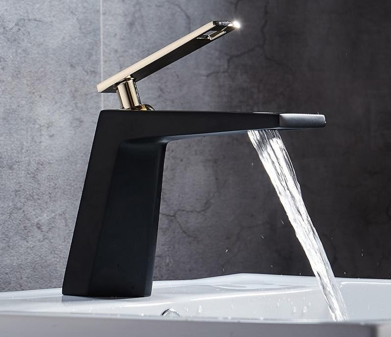 Wren - Modern Bathroom Faucet