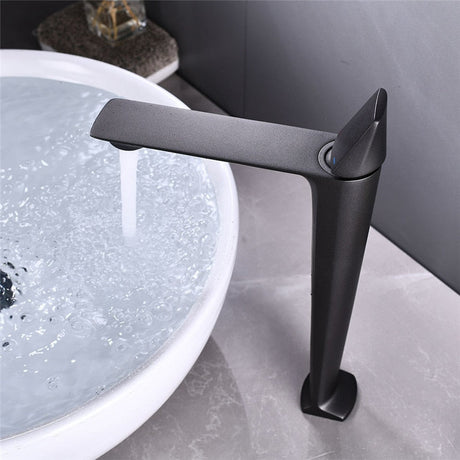 Bennett - Modern Bathroom Faucet