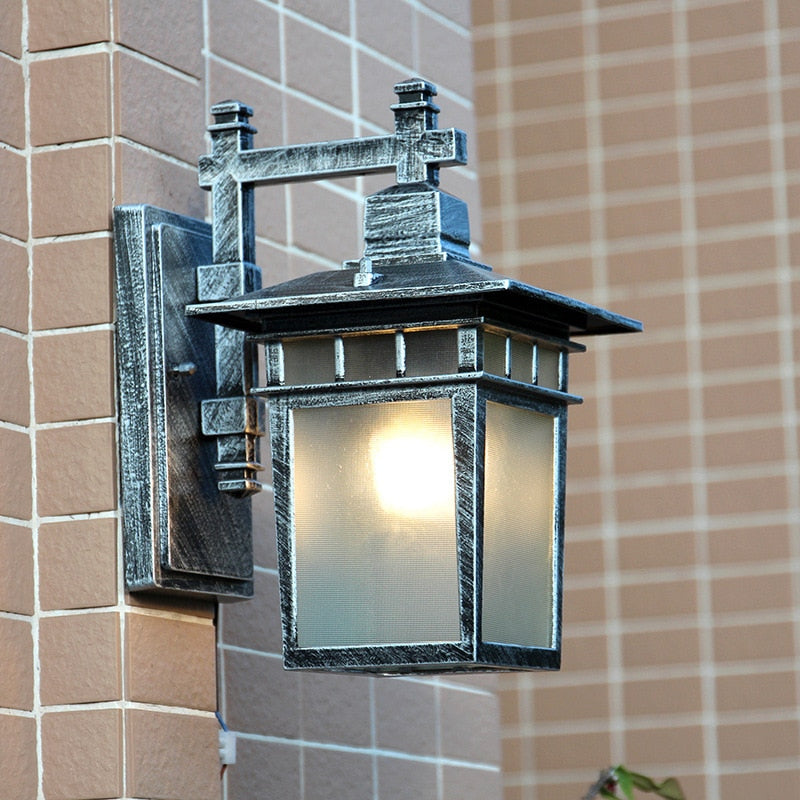 Retro Outdoor Wall Light