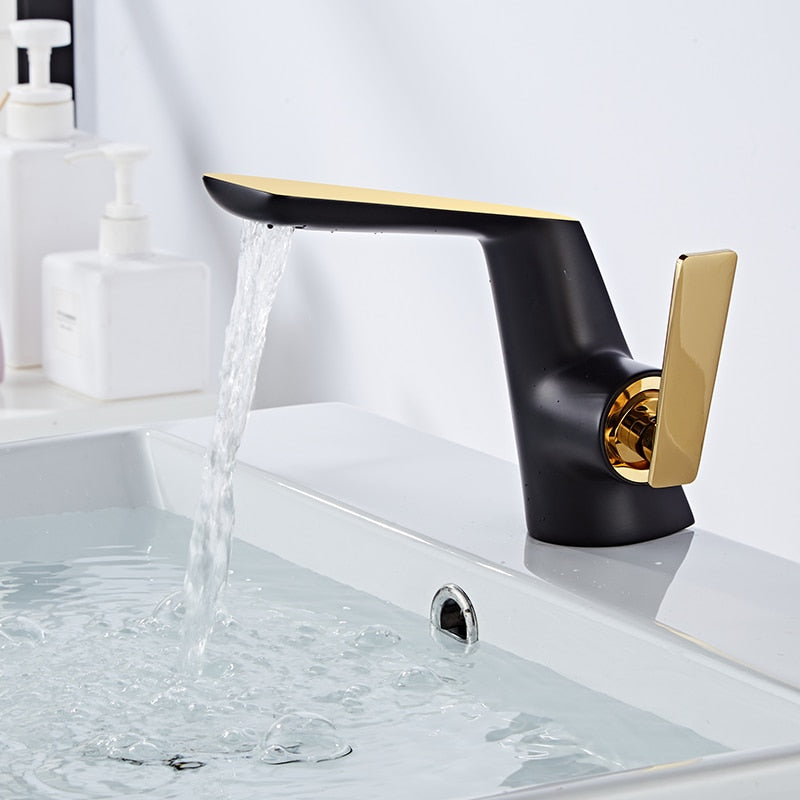 Raven - Modern Bathroom Faucet