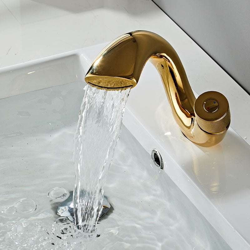 Drew - Modern Curved Bathroom Faucet