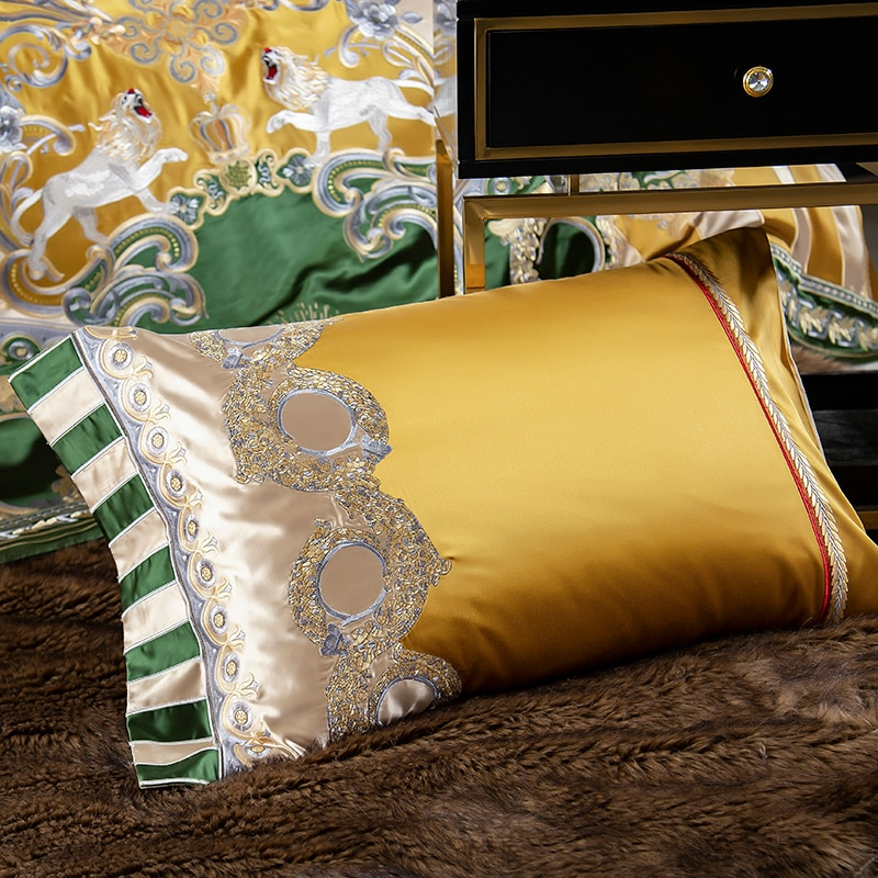 Caroline Green Embroidered Jacquard Satin Duvet Cover Set