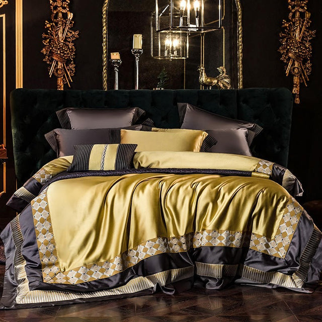 Amarilla Embroidery Egyptian Cotton Duvet Cover Set Duvet Cover Set - Venetto Design Queen - 4 Pieces Venettodesign.com