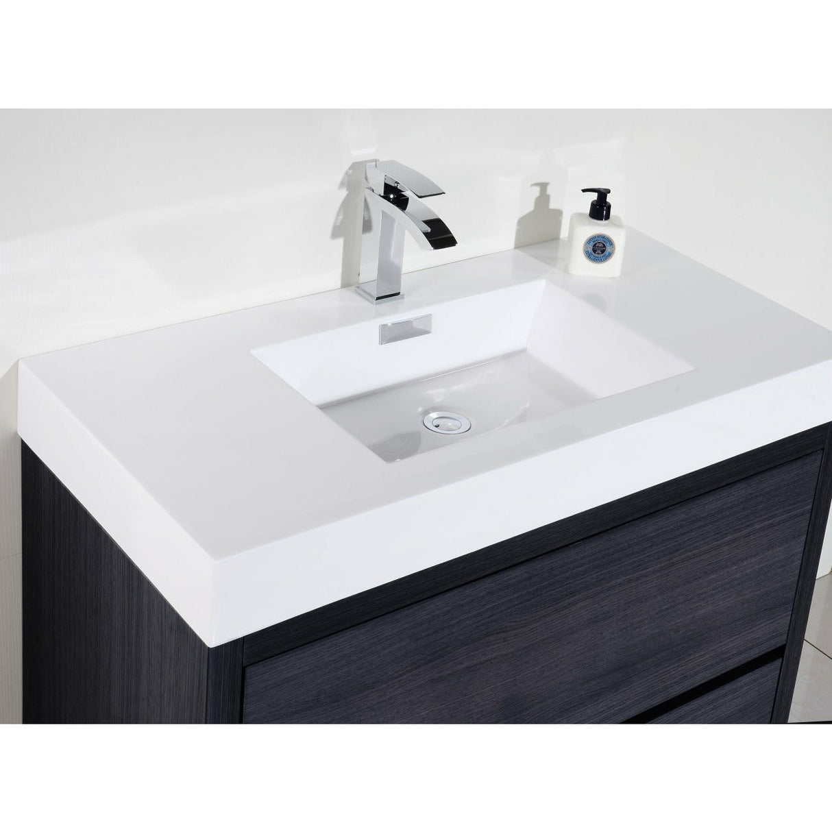 KubeBath Bliss Single Free Standing Modern Bathroom Vanity