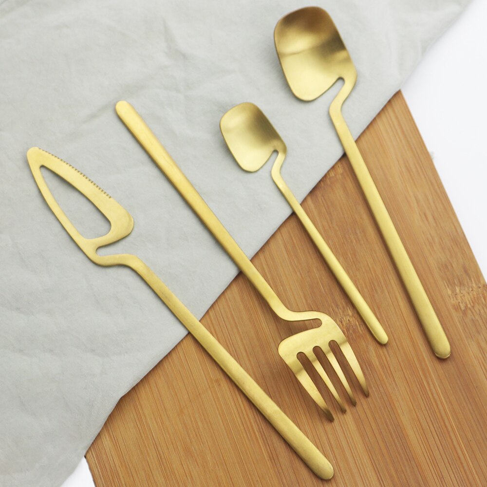 Point Curved Cutlery Set