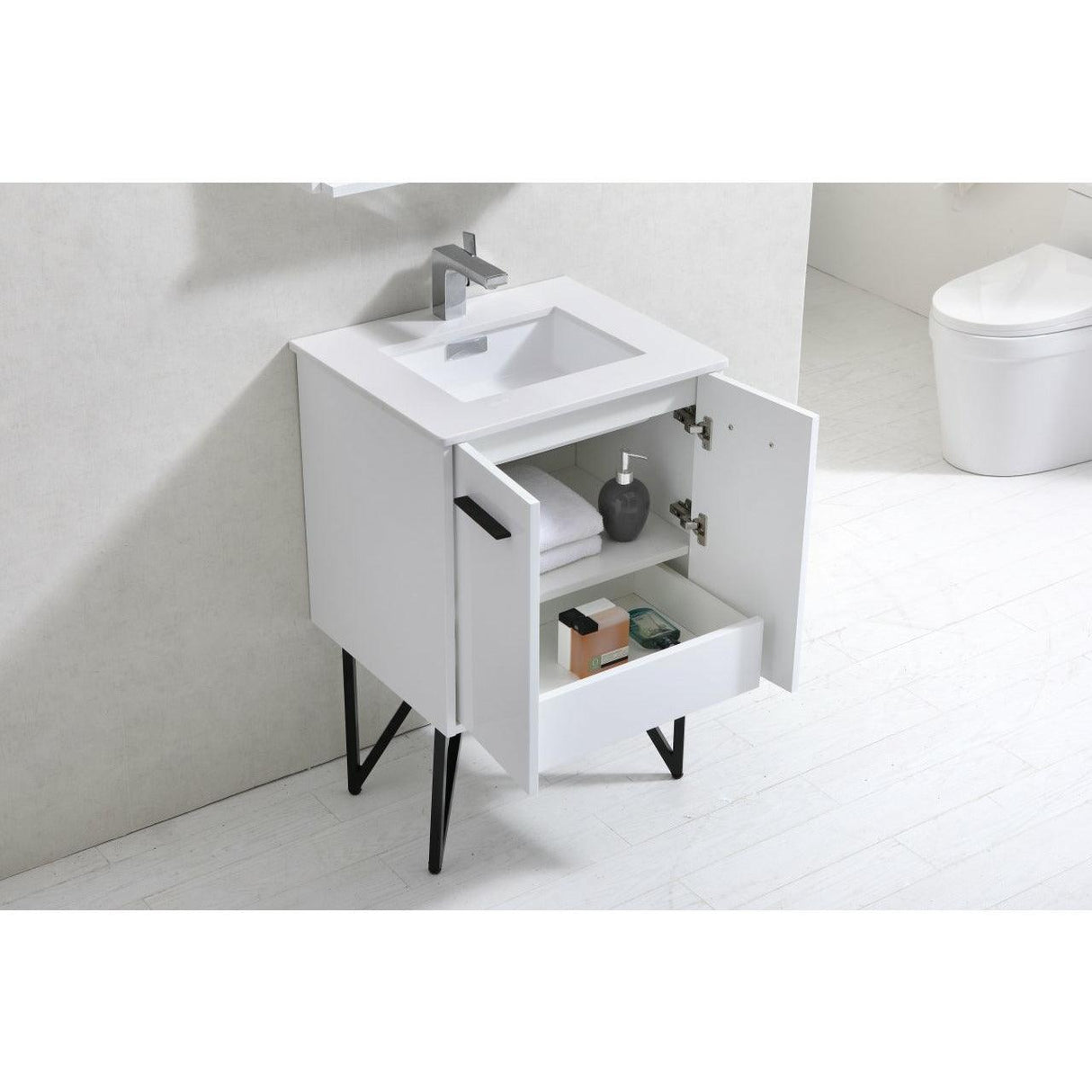 KubeBath Bosco Single Modern Bathroom Vanity w/ Quartz Countertop