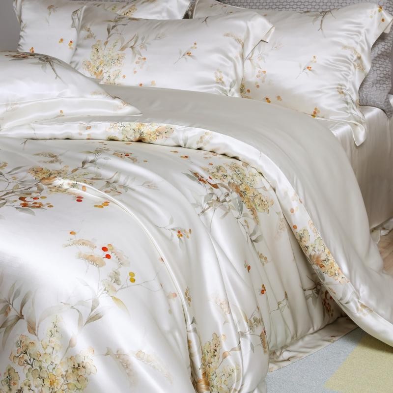 Klara Luxury Pure Mulberry Silk Bedding Set