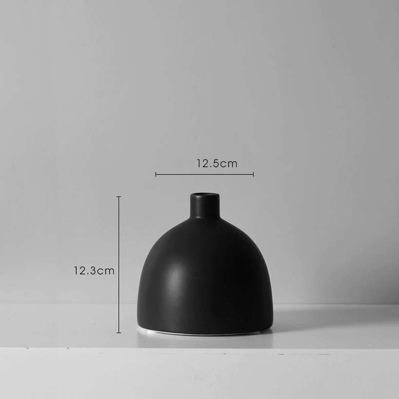 Point Nordic Ceramic Vase