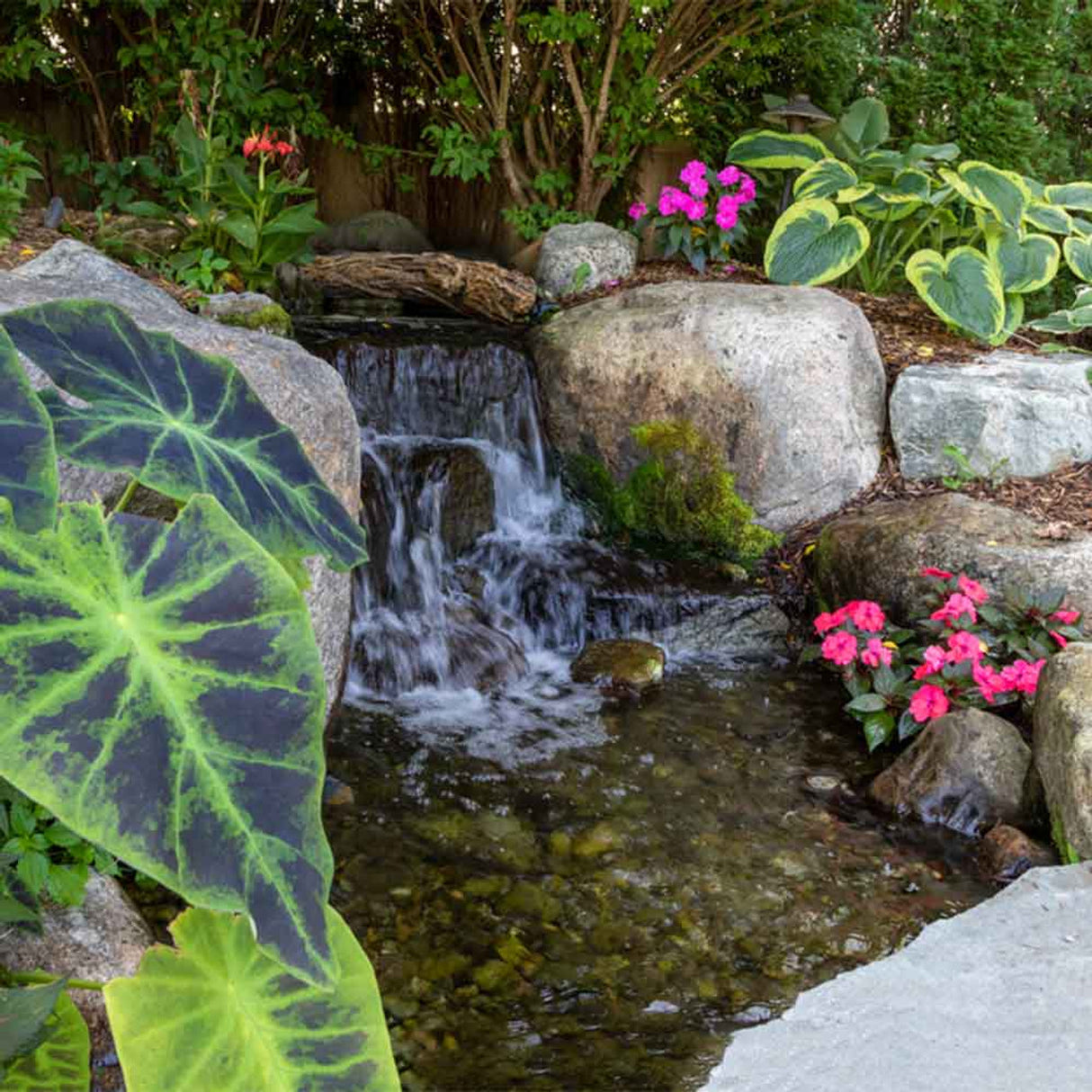 AquaScape Large Deluxe Pondless Waterfall Kit 26' Stream