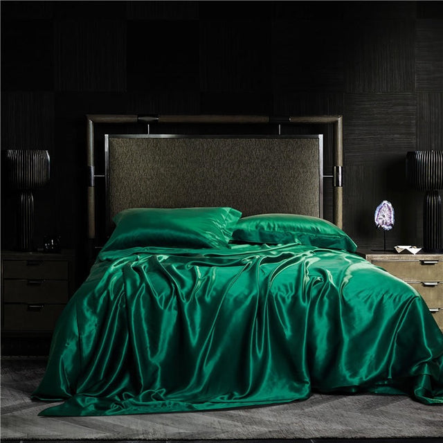 Eloise Emerald Green Luxury Pure Mulberry Silk Bedding Set Duvet Cover Set - Venetto Design Queen / 2 Pillowcases Venettodesign.com