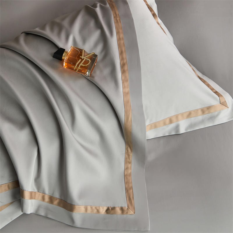 Karine Modern Seamless Solid Egyptian Cotton Duvet Cover Set